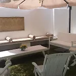 Oda ve Kahvaltı Habib Catanzaro