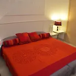 Oda ve Kahvaltı Habib Catanzaro
